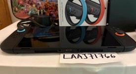 Mint
													Nintendo Switch 2 - Red & Blue, Standard, photo 3 of 4