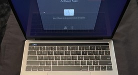 Good
													MacBook Pro 2018 (With Touch Bar) - 13" - I5, Gray, 512 GB, 16 GB, photo 4 of 7