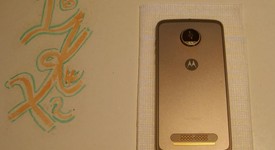 Good
													Moto Z2 Play - Verizon, Gray, 32 GB, 3 GB, photo 4 of 6