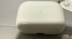 Used
													Apple AirPods Pro 2nd Gen - USB-C, photo 4 of 10