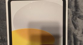 New
													Apple iPad 11th Gen - Wi-Fi, Silver, 128 GB, A3354, photo 1 of 2