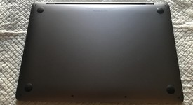 Good
													MacBook Pro 2017 (With Touch Bar) - 13" - I7, Gray, 512 GB, 16 GB, photo 5 of 5