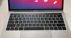 Good
													MacBook Pro 2017 (With Touch Bar) - 13" - I7, Silver, 1 TB, 16 GB, photo 3 of 8