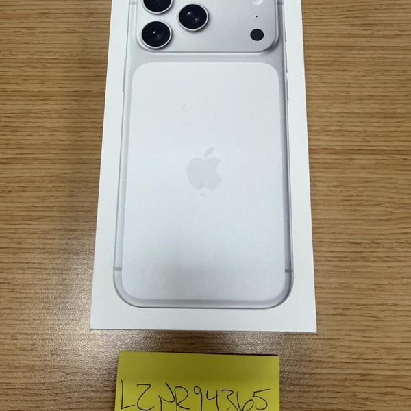 Apple iPhone 17 Pro Max - Verizon, 256 GB, Silver, A3257