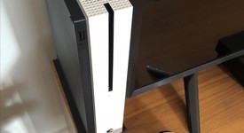 Good
													Xbox One S (2016) - White, 2 TB, photo 2 of 3