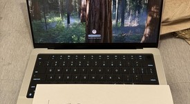 Good
													MacBook Pro 2024 - 14" - Apple M4, Silver, 512 GB, 16 GB, photo 2 of 9