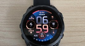 Mint
													Garmin Fenix 8 - Carbon, AMOLED, photo 1 of 8