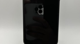 Mint
													Apple iPhone 11 - Unlocked, Black, 64 GB, A2111, photo 4 of 8