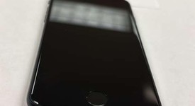 Mint
													Apple iPhone SE 3rd Gen 2022 - Unlocked, Midnight, 64 GB, A2595, photo 5 of 8