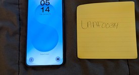 Mint
													Samsung Galaxy S25 - Unlocked, Navy Blue, 128 GB, 12 GB, SM-S931U1, photo 4 of 24