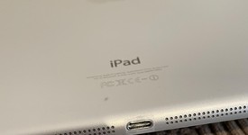 Good
													Apple iPad Air - Wi-Fi, Silver, 32 GB, photo 3 of 8
