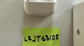 Used
													Apple AirPods Pro 2nd Gen - Lightning, photo 4 of 6