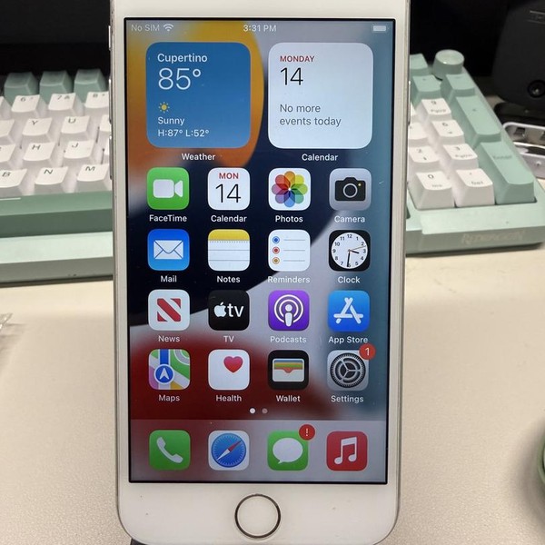 Apple iPhone 7 - Unlocked, 32 GB, Silver, A1778, GSM