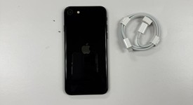 Mint
													Apple iPhone SE 3rd Gen 2022 - Unlocked, Midnight, 64 GB, A2595, photo 1 of 8
