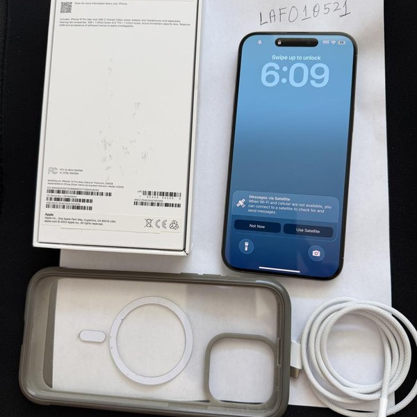 Apple iPhone 15 Pro Max - T-Mobile, 256 GB, Natural, A2849