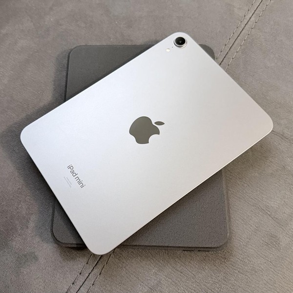 Apple iPad Mini (7th Gen) - Wi-Fi, 128 GB, Gray, A2993