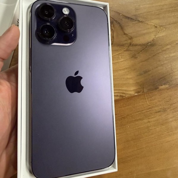 Apple iPhone 14 Pro Max - Unlocked, Purple, 256 GB, A2651