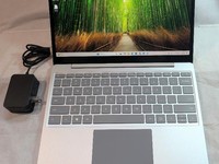 Microsoft Surface Laptop Go