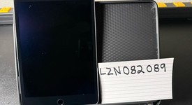 Good
													Apple iPad Mini 4 - Wi-Fi, Silver, 128 GB, photo 3 of 4