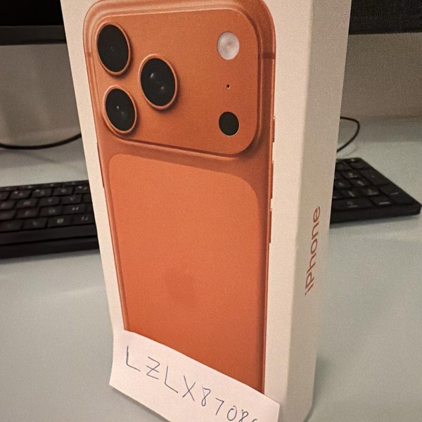 Apple iPhone 17 Pro - Verizon, 256 GB, Cosmic Orange, A3256