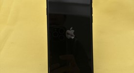 Fair
													Apple iPhone SE 2nd Gen 2020 - Unlocked, Black, 64 GB, A2275, photo 2 of 6