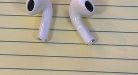 Used
													Apple AirPods 3rd Gen - MagSafe Case, photo 2 of 6