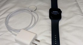 Good
													Apple Watch Series 9 45mm - Unlocked, Midnight, A2984 - Cellular, Aluminum, photo 4 of 4