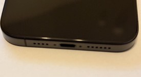 Mint
													Apple iPhone 15 Pro Max - Unlocked, Black, 512 GB, A2849, photo 4 of 12