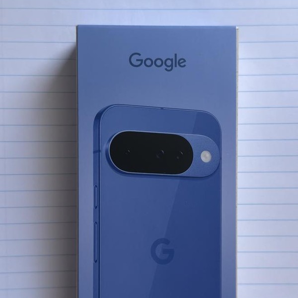 Google Pixel 10 - Unlocked, 128 GB, Indigo, GLBW0