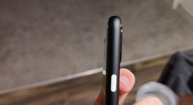 Good
													Google Pixel 4 XL - Unlocked, Black, 64 GB, 6 GB, G020J, Google Edition, photo 5 of 18