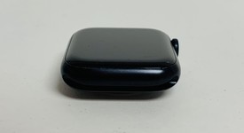 Good
													Apple Watch Series 9 45mm - Unlocked, Midnight, A2984 - Cellular, Aluminum, photo 4 of 7