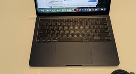 Mint
													MacBook Air 2024 (M3) - 13" - Apple M3, Midnight, 1 TB, 24 GB, 10-core GPU, photo 3 of 14
