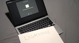 Good
													MacBook Air 2020 - 13" - Apple M1, Gray, 512 GB, 8 GB, photo 1 of 10