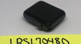 Good
													Apple Watch Series 2 42mm - Gray, 8 GB, A1758, Nike, photo 3 of 19