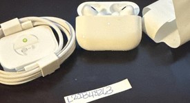 Used
													Apple AirPods Pro 2nd Gen - USB-C, photo 1 of 1