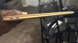 Good
													MacBook Air 2020 - 13" - I3, Gold, 256 GB, 8 GB, photo 2 of 9