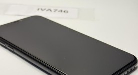 Good
													Apple iPhone 11 - Unlocked, Black, 256 GB, A2111, photo 2 of 5