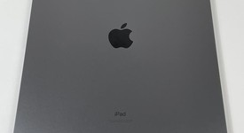 Good
													Apple iPad Pro 12.9" 5th Gen 2021 - Unlocked, Silver, 1 TB, photo 3 of 7