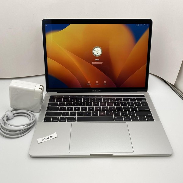 MacBook Pro 2019 - 13 inch - 256 GB, Silver, 16 GB, Intel Core i5