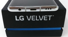 Good
													LG Velvet 5G - AT&T, Silver, 128 GB, 6 GB, LM-G900UM, photo 4 of 8