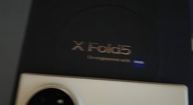 Mint
													Vivo X Fold5 - Unlocked Non-US, White, 512 GB, 12 GB, photo 5 of 11