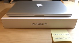 Mint
													MacBook Pro 2015 (Retina) - 13" - Silver, 256 GB, 8 GB, photo 5 of 11