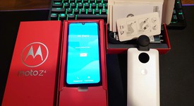 Mint
													Moto Z4 - Unlocked, Gray, 128 GB, 4 GB, photo 1 of 4