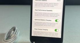 Good
													Apple iPhone SE 3rd Gen 2022 - Unlocked, Midnight, 64 GB, A2595, photo 2 of 14