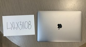 Good
													MacBook Pro 2016 (No Touch Bar) - 13" - Gray, 256 GB, 8 GB, photo 2 of 9