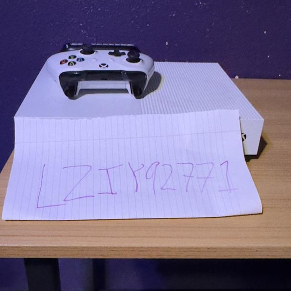 Xbox One S (2016) - White, 500 GB