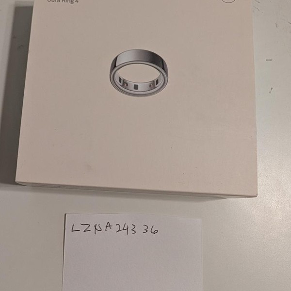 Oura Ring Gen 4 - Silver, Size 9