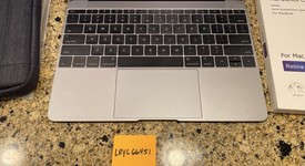 Good
													Macbook Retina 2017 - 12" - Gray, 256 GB, 8 GB, photo 2 of 9