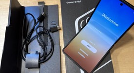 Mint
													Samsung Galaxy Z Flip7 - Unlocked, Jet Black, 512 GB, 12 GB, SM-F766U1, photo 1 of 8