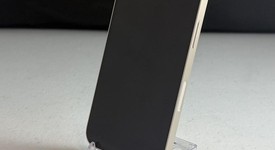 Good
													Apple iPhone 13 - Unlocked, Starlight, 128 GB, A2482, photo 4 of 9